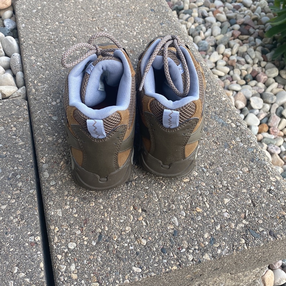 Merrell Hiking Boots - Picture 3 of 8